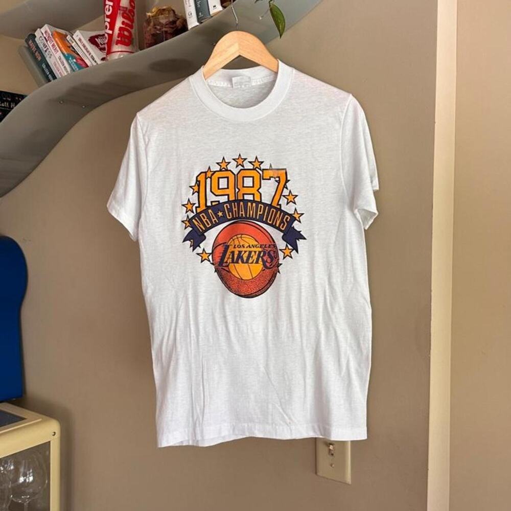 Vintage 1987 NBA Champions Los Angeles Lakers Shirt